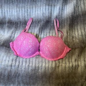 Victoria’s Secret Dream Angels Push-up Bra 34D